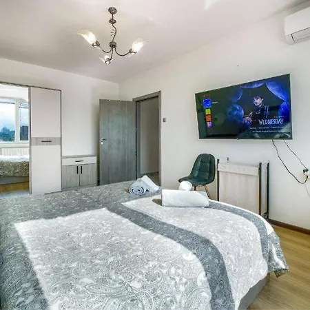 Apartment Supernova