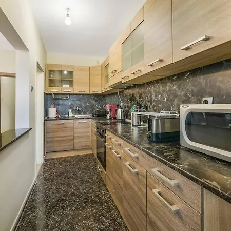 Apartment Supernova *